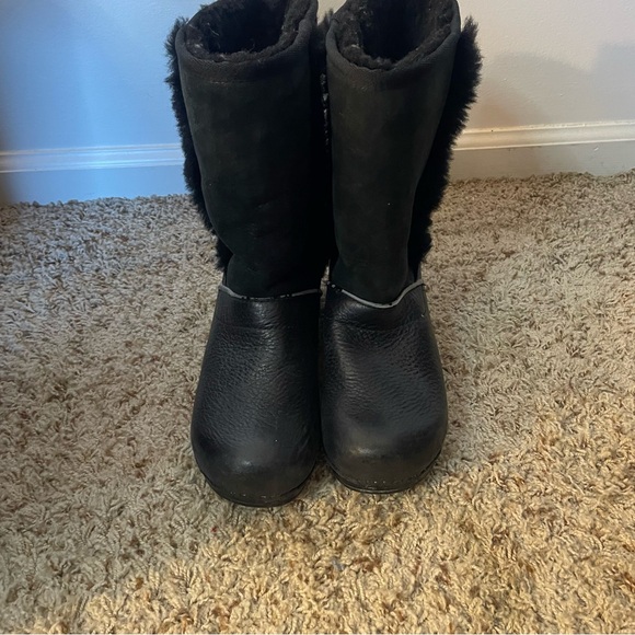Dansko Black Fur-Lined Women's Clog Boots size 41 - Picture 4 of 6